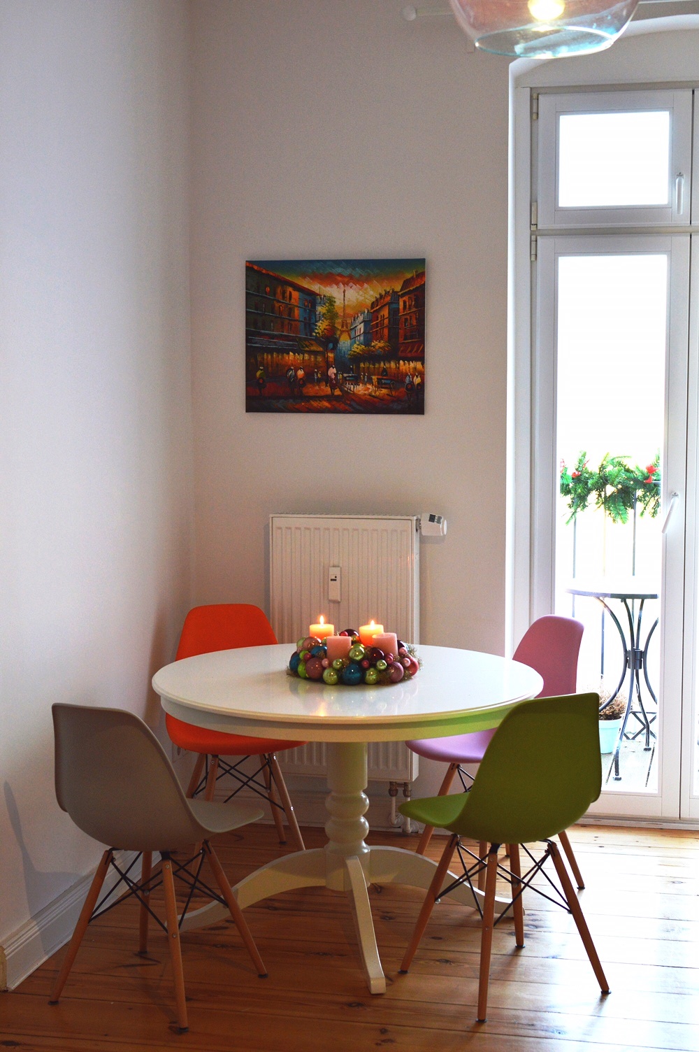 Romantique's dining area